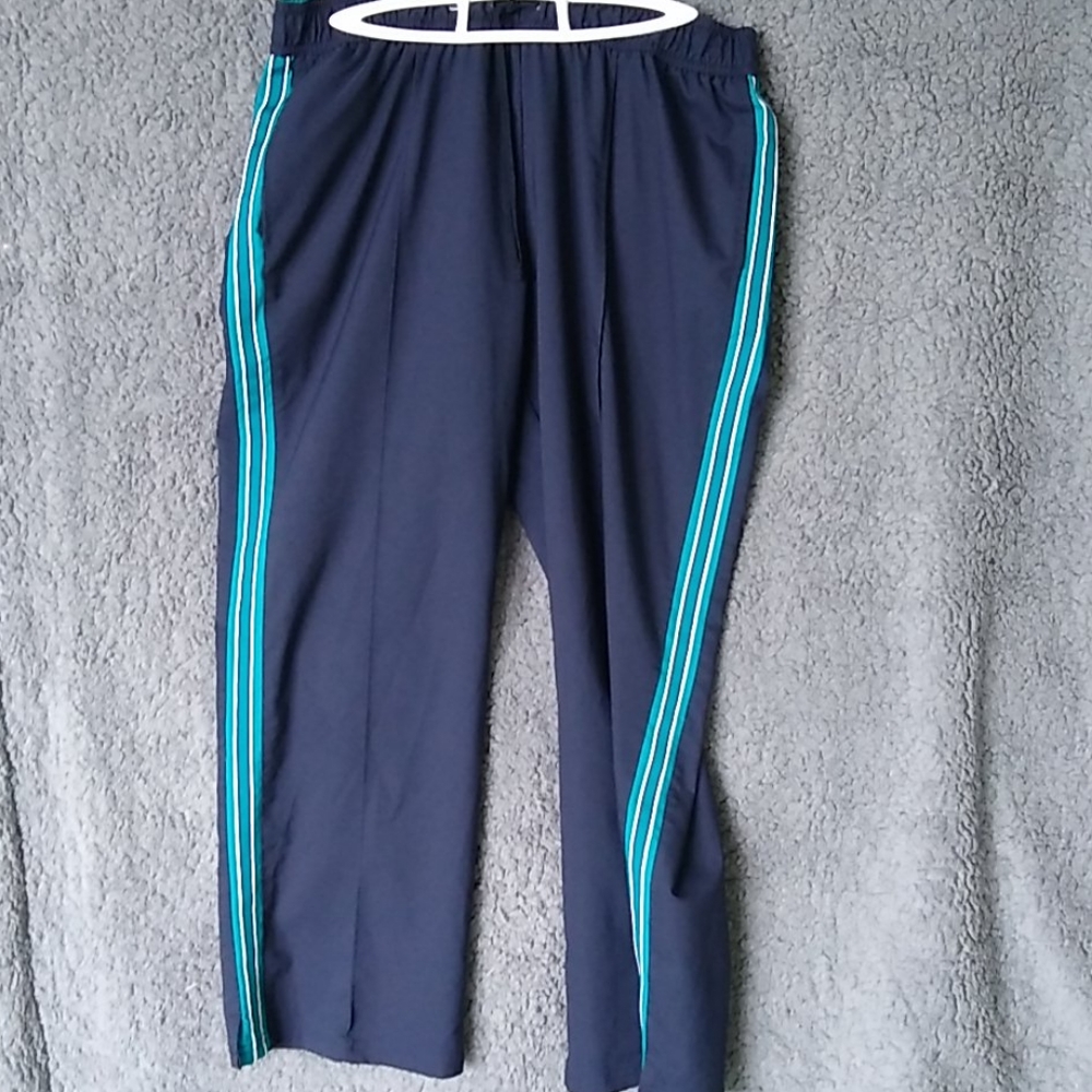 Athletic pants